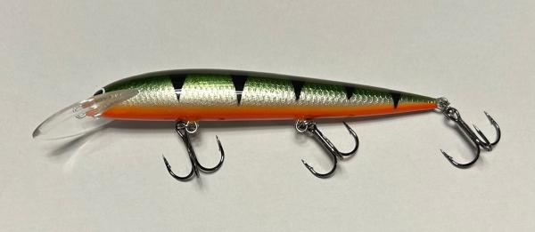 Karikko Wobbler, Farbe: Green Perch Silver 026, Länge: 13 cm, schwimmend, von Suomen Uistin The Finnish Lure Company (Jarmo Rapala)